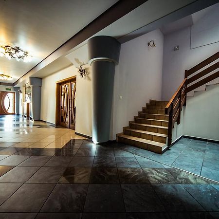 Hotel Ada Wiekszyce Extérieur photo