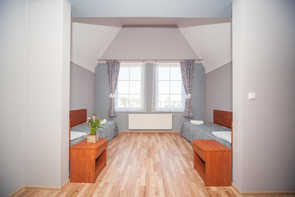 Hotel Ada Wiekszyce Extérieur photo